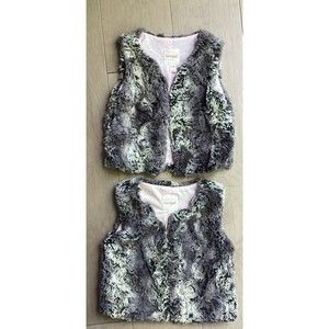 Cat and Jack girls fuxe fur vest outerwear 6 6x lined Gray Pink